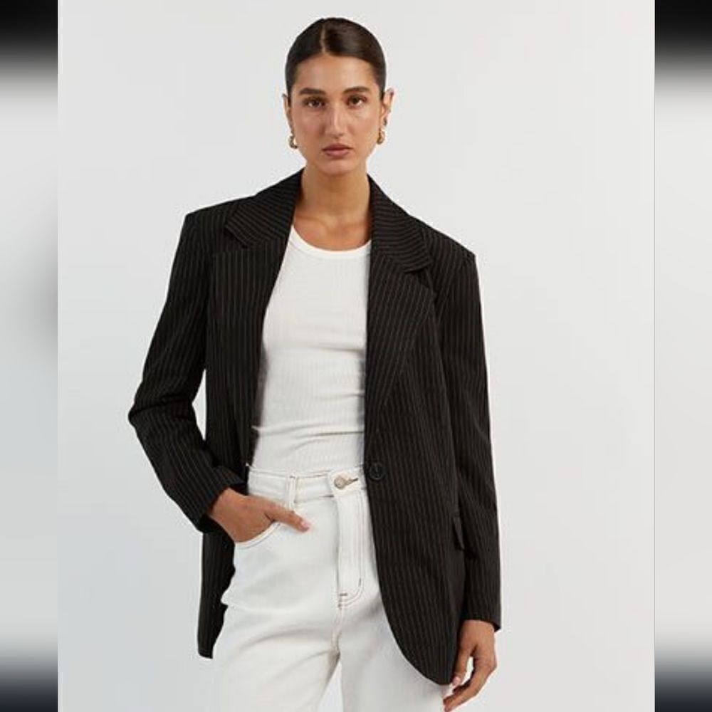 DISSH nwt Diego Black Pinstripe Blazer